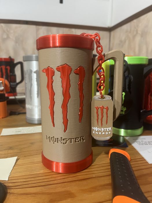Porta latas Monster