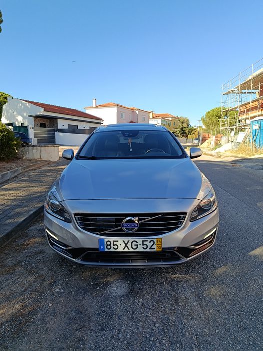 Volvo V60 D6 pluy in híbrido 285cv