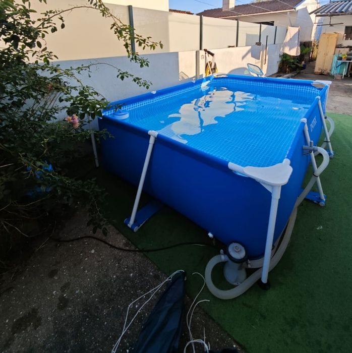 Piscina retangular de 3 metros com acessórios