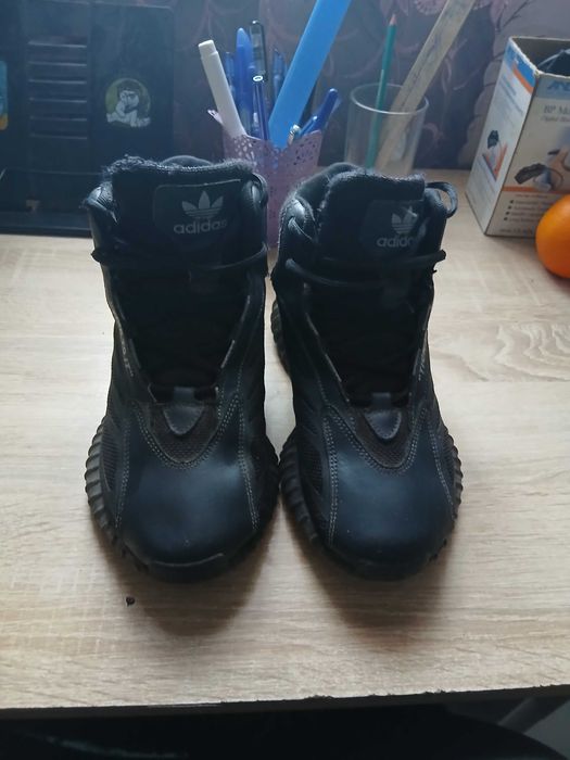 Продам кросівки 38 розмір