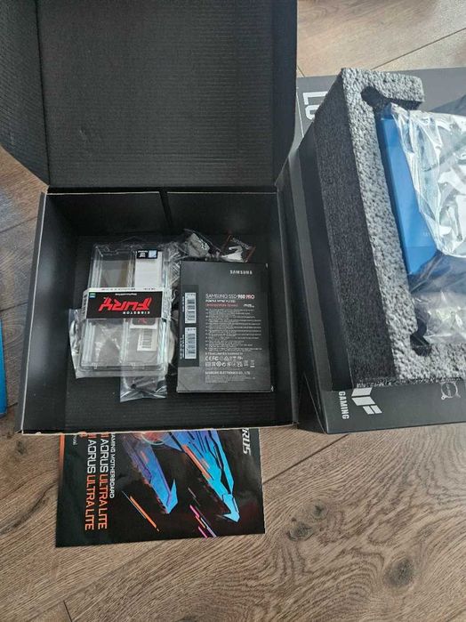 ПК SFF LIANLI A4-H2O - 13600K/32GB ddr5/1 TB SSD