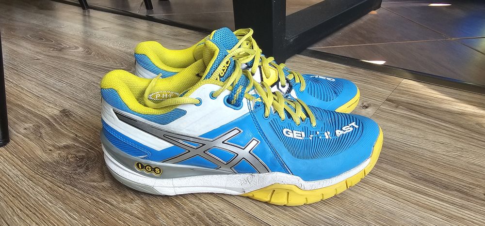 Asics gel Blast buty sportowe rozmiar 40 wkładka 25,5cm używane