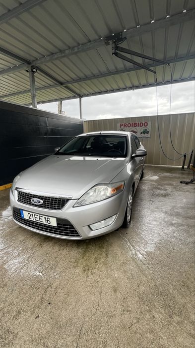 Ford Mondeo Titanium  — Muito material novo —