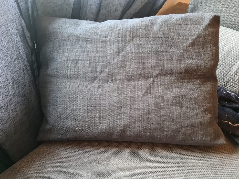 Almofada FRIHETEN cinza escuro