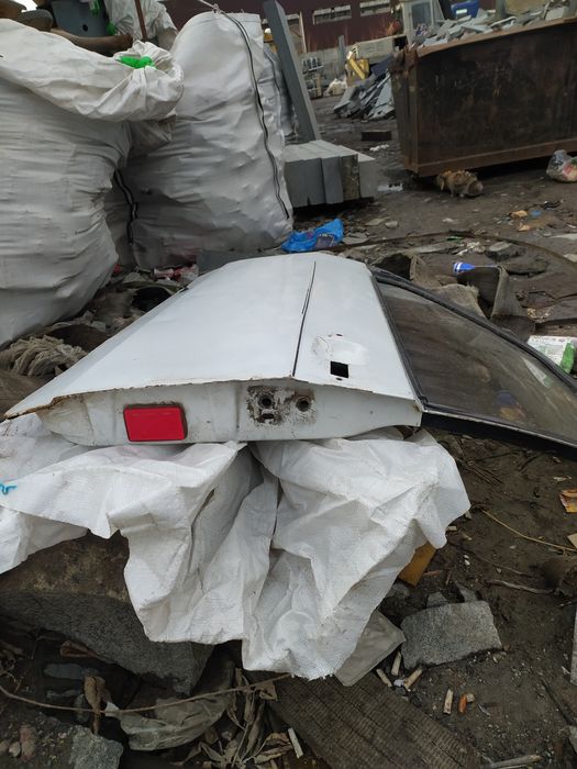 Продав двері на 2108