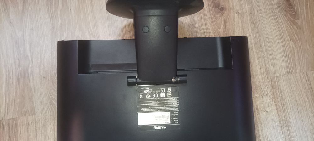 Monitor Hyundai N90W