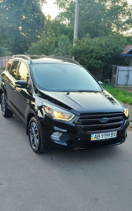 Продам Ford Escape
