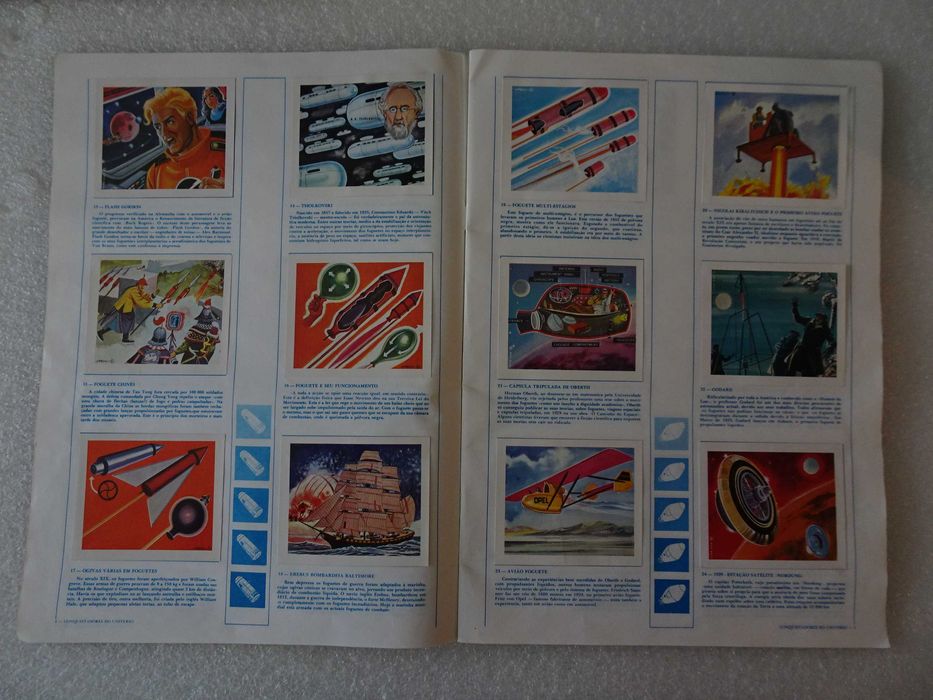 Caderneta de cromos Os Conquistadores do Universo (faltam 16 cromos)