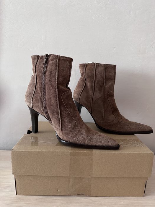 Замшеві підбори Zara