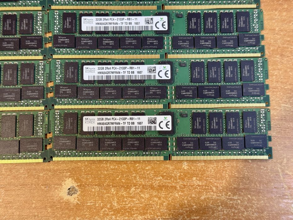 Серверная память 32Gb 2Rx4 DDR4 PC4 - 2400T ECC REG