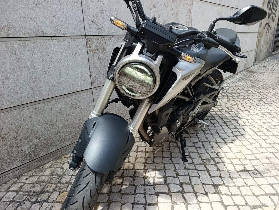 Honda CB125R 2019