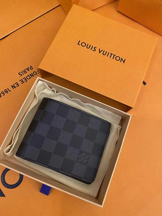 Nowa męska portmonetka Louis Vuitton z etui na karty
