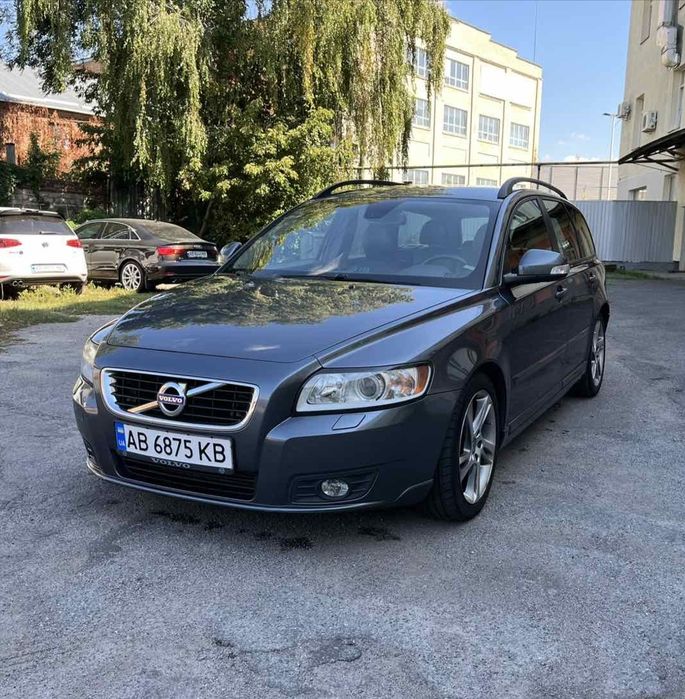 продам Volvo v50