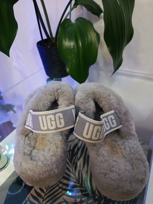 UGG сандалі (38)