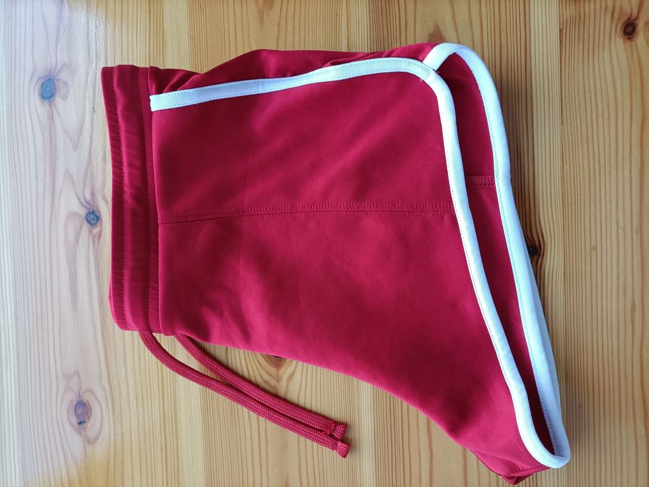 Calções vermelhos desportivos Zara  L