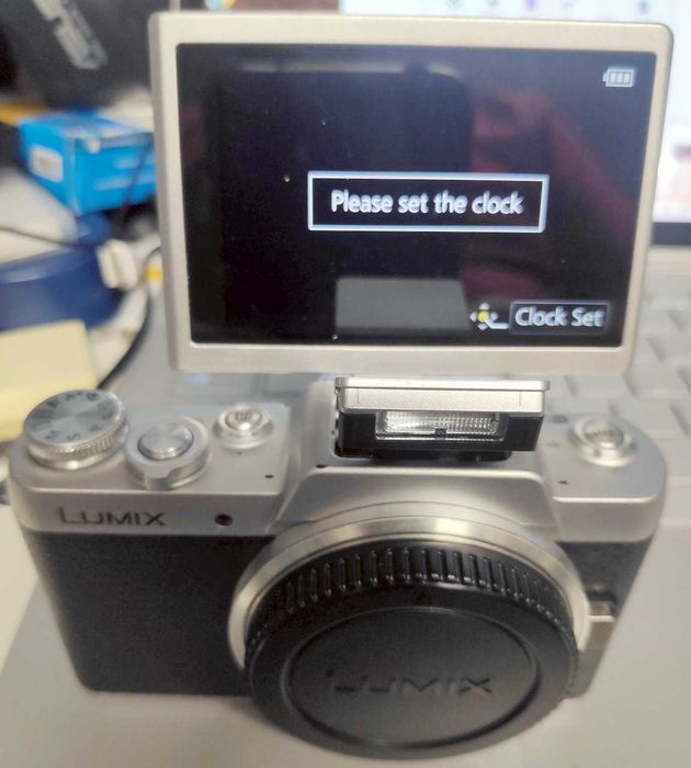 Panasonic Lumix GF7 - Corpo de máquina fotográfica M43