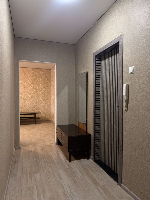 Сдам 2к. квартиру, Тополь-1, дом 18.