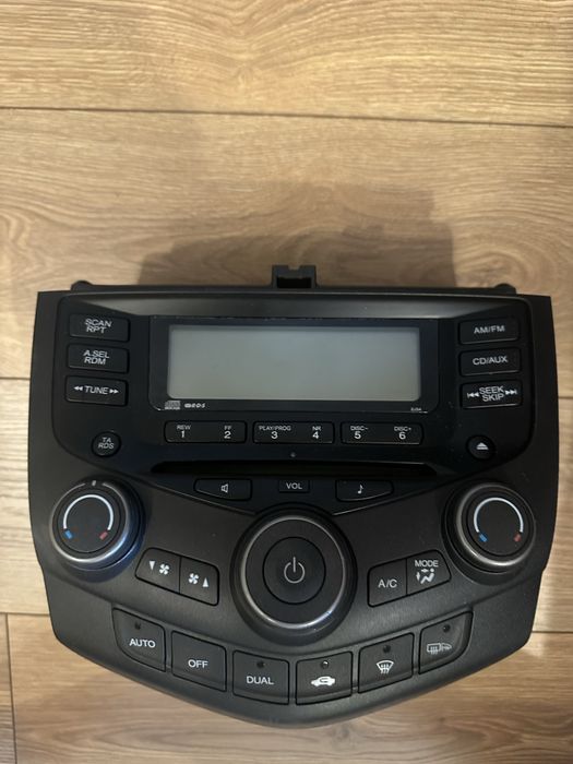 Radio fabryczne honda accord 7