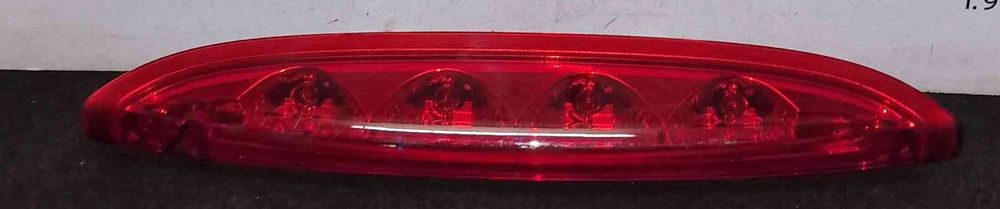 Luz Stop Adicional / 3º Stop - PEUGEOT 208 I