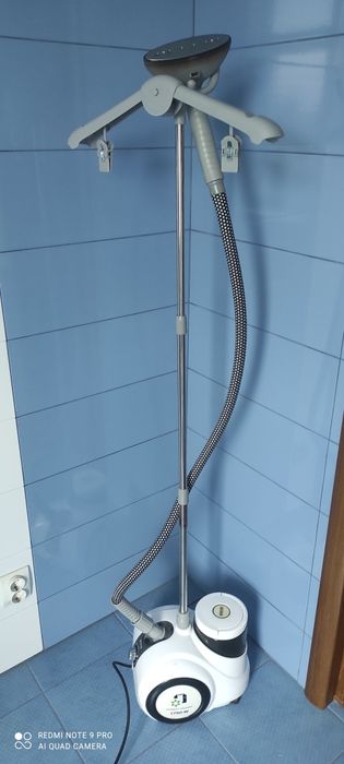 Отпариватель бытовой.