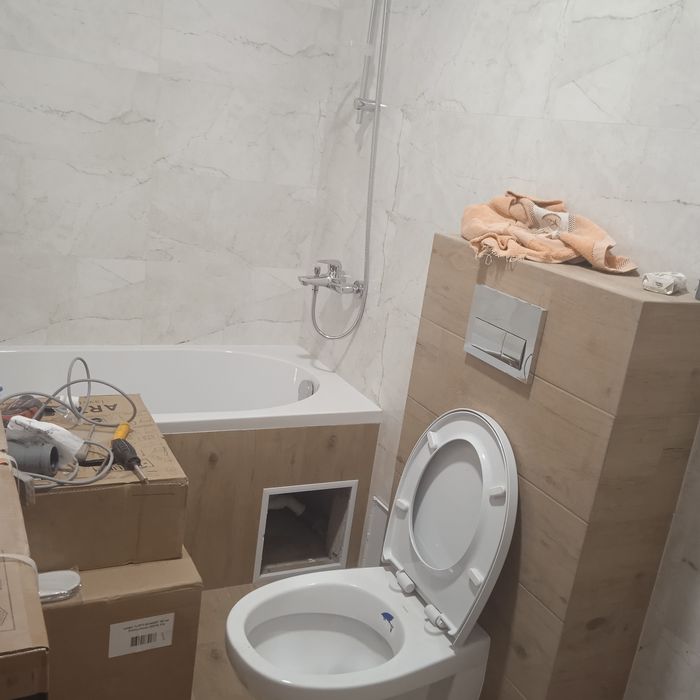 Послуги сантехнічні та ремонт квартир. Монтаж плиткі різних форматів