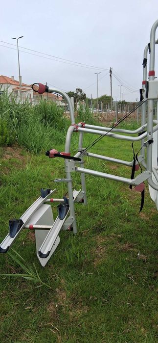 Vendo Suporte de Bicicletas para Autocaravana – 2 Bicicletas
