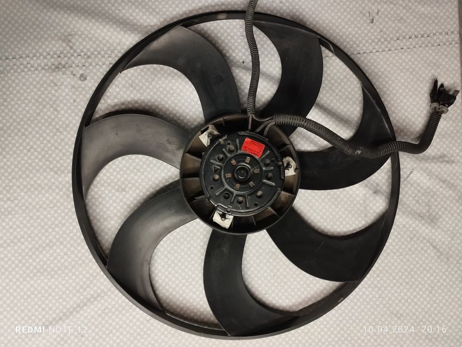 Продам вентелятор радиатораТуксон 2008