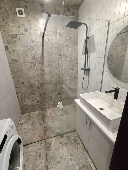 Продаж 2-кім. квартири 70м2 5 хв до Вікторії Гарденс 5 хв