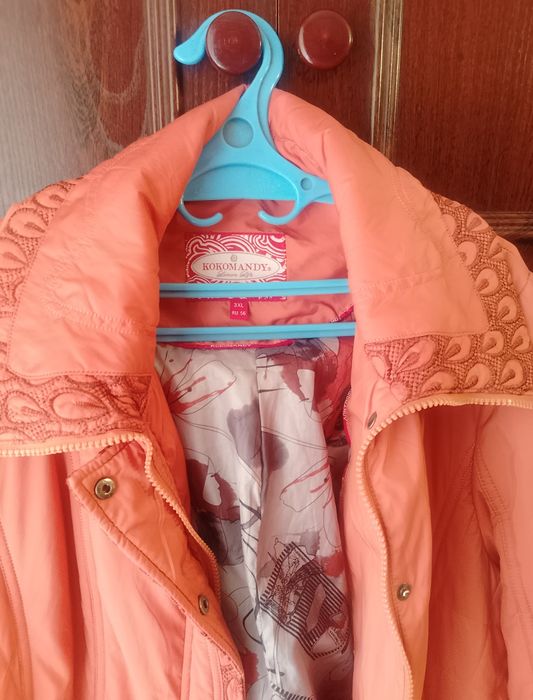 Куртка жіноча.Нова.