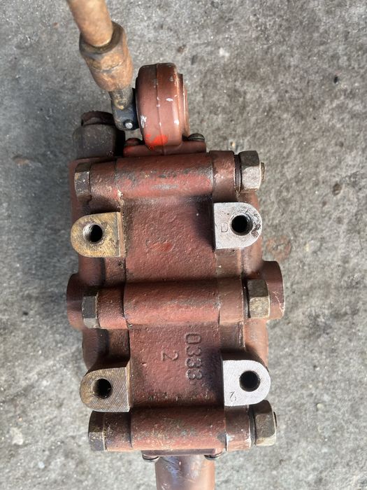 Rozdzielacz hydrauliczny