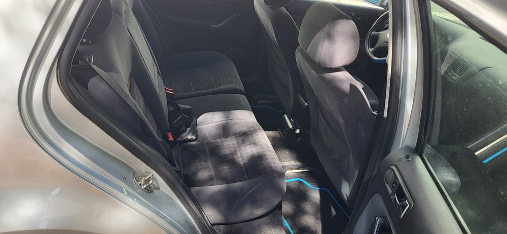 Vw golfo Iv 1.4 6 velocidas