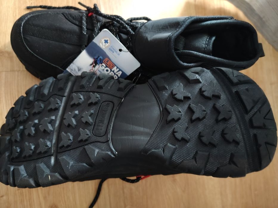 Buty trekkingowe damskie