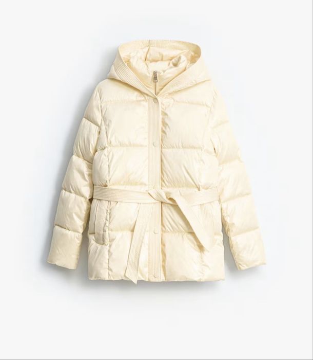 Курточка від бренду MOHITO