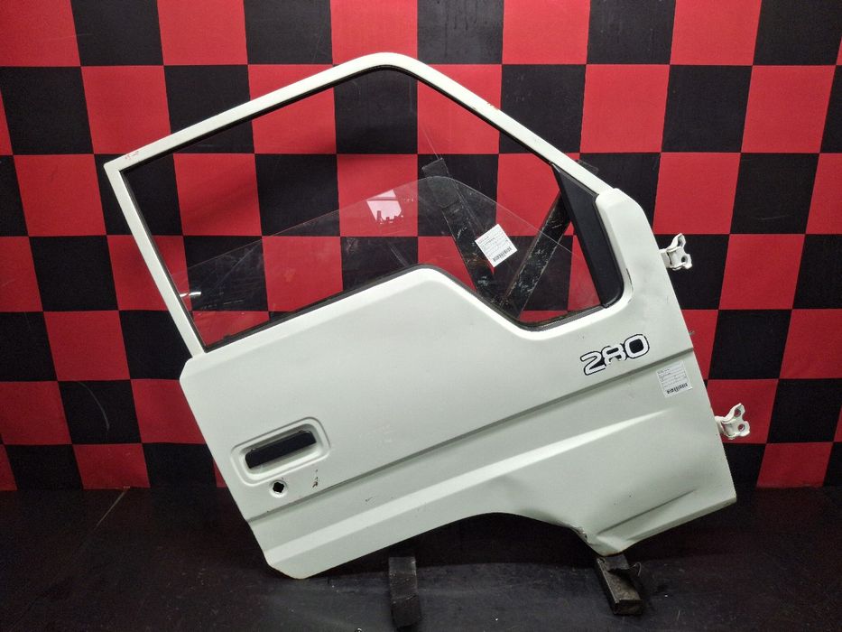 Porta frente direita TOYOTA DYNA 250 Caixa