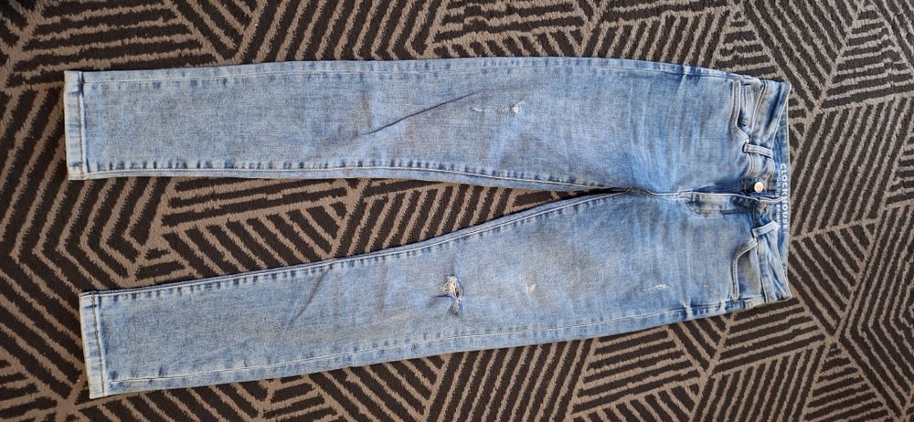 Spodnie jeansowe m.sara sinsey noysy May clock house denim