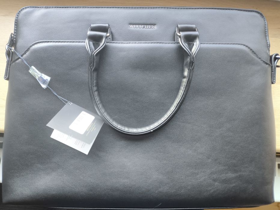 Damska torba na laptopa 16" z imitacji skóry czarna WITTCHEN