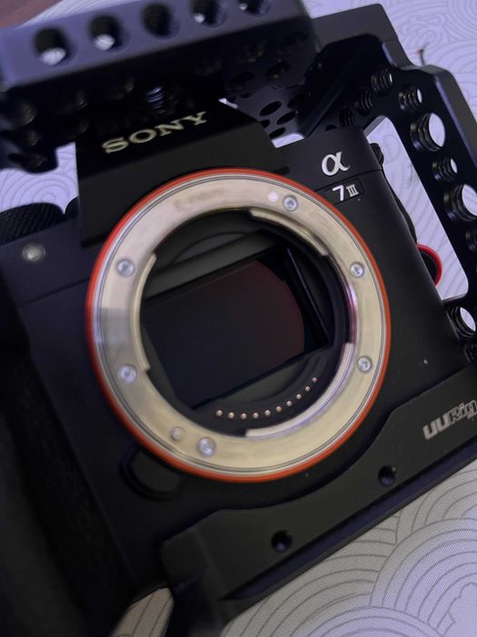 (Descida de preço Sony A7III + Cage + Bateria