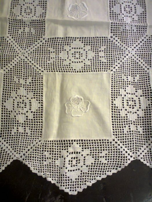 Handmade Embroidered Linen Tablecloth (Large)