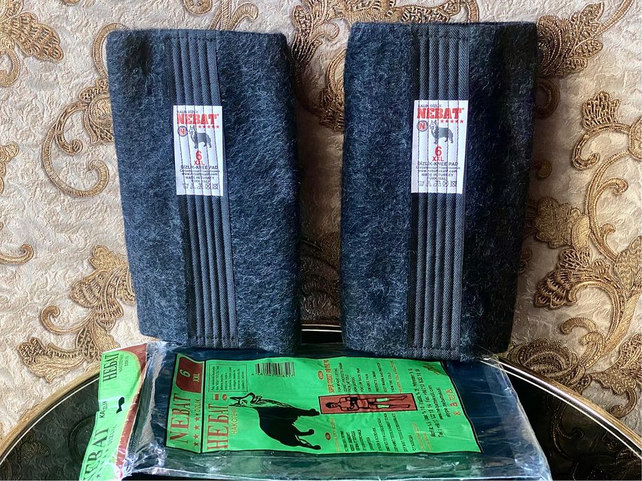 Наколенники из собачьей шерсти. Турция.