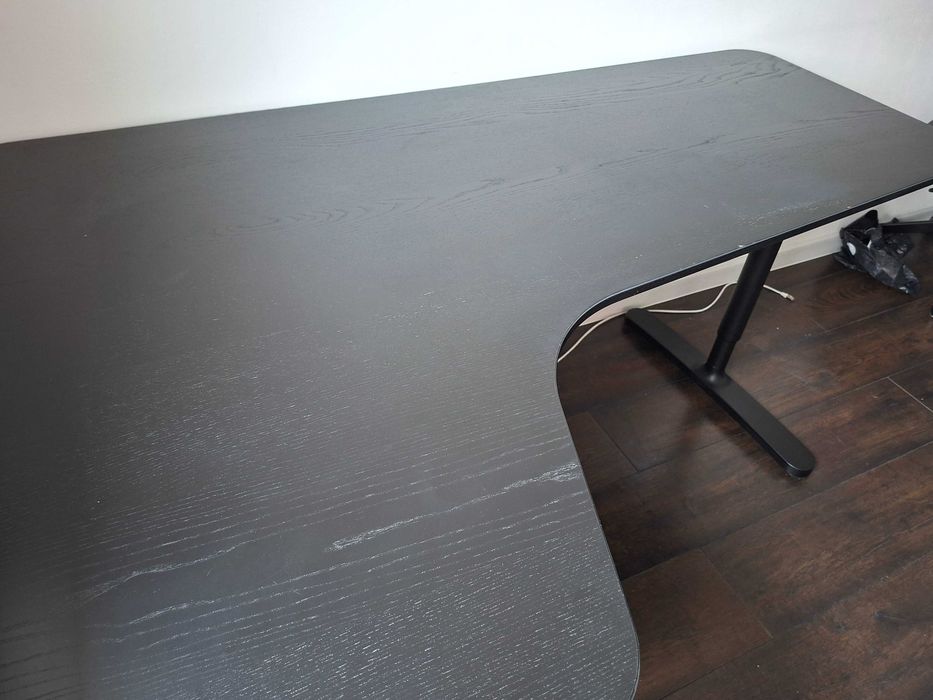 solidne, czarne, narożne biurko IKEA stan dobry 160x110 cm