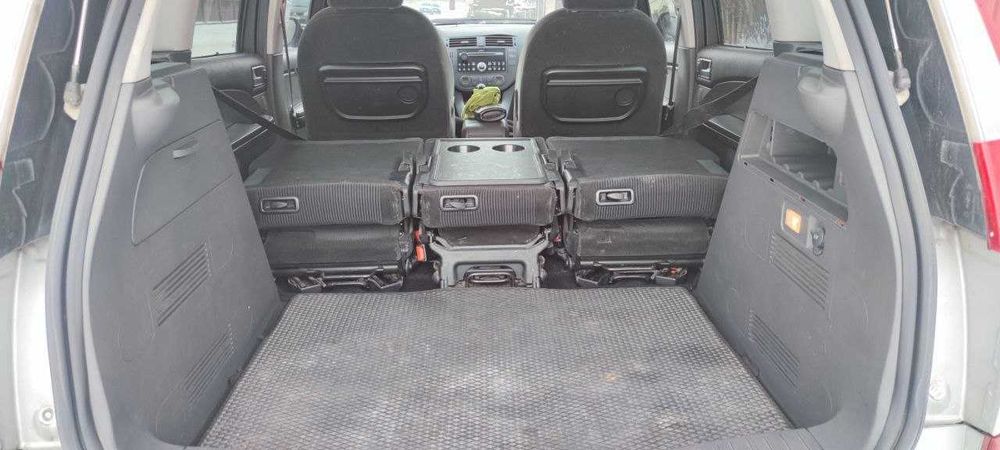 Ford Focus C-Max 1.6 дизель