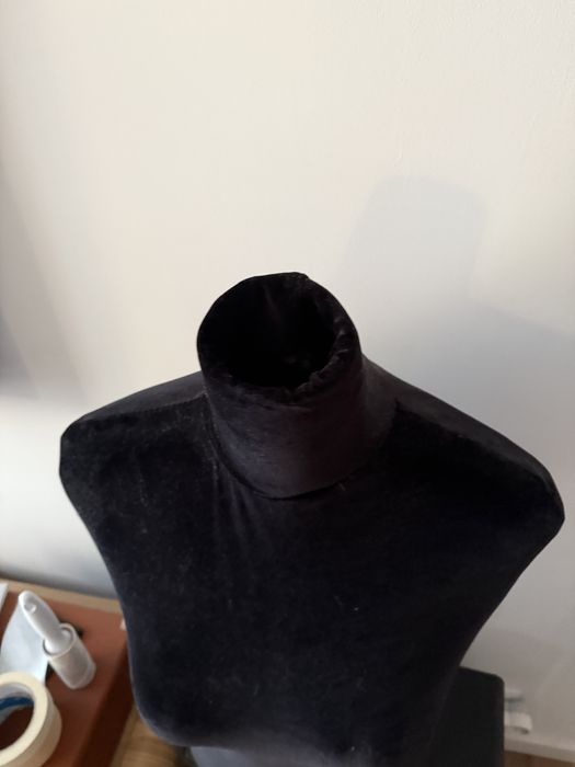 Busto de Costura Feminino Novo Veludo Preto
