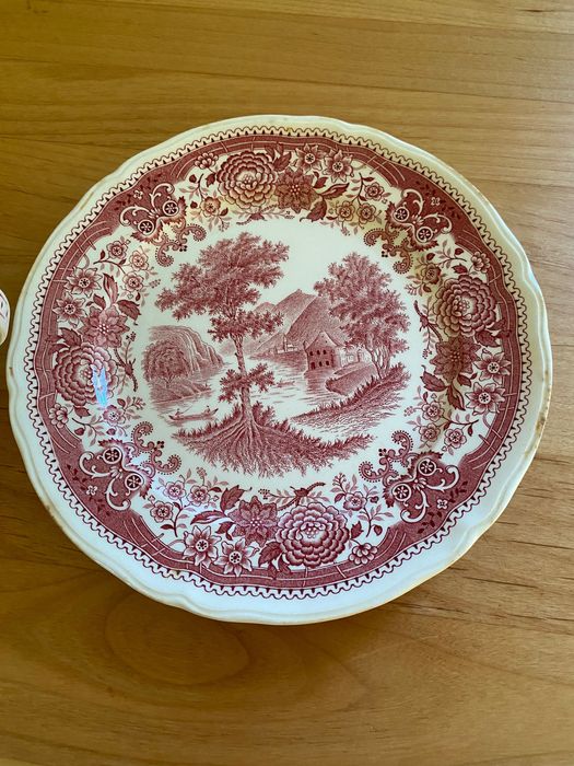 Stary Porcelanowy Kubeczek na mleko z talerzykiem -Villeroy & Boch