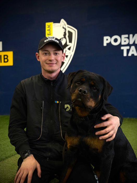 Школа Дресирування навчання Собак Тернопіль з проживанням Кінолог