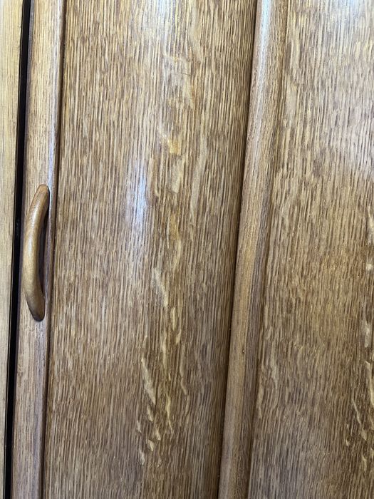 Шафа з натурального дерева