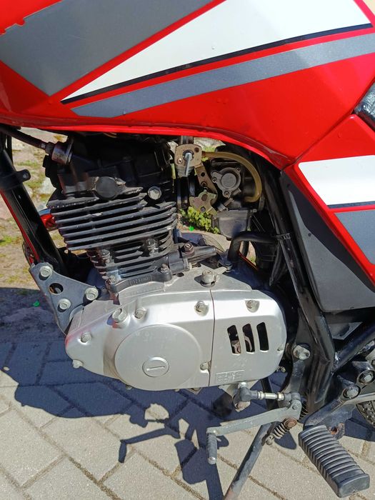 Hyosung GS 125 super stan