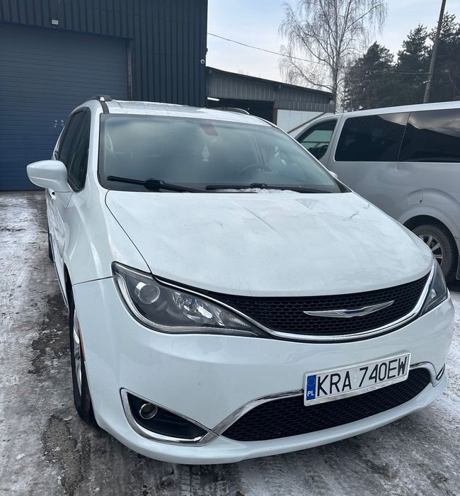 Chrysler Pacifica Skóra podgrzewane fotele Elektr drzwi i klapa