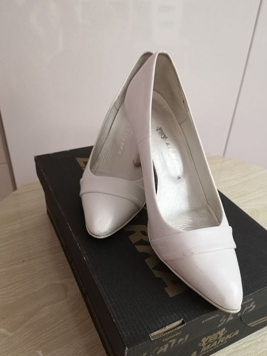 Buty czółenka białe ślubne skórzane roz 37 LaMarka
