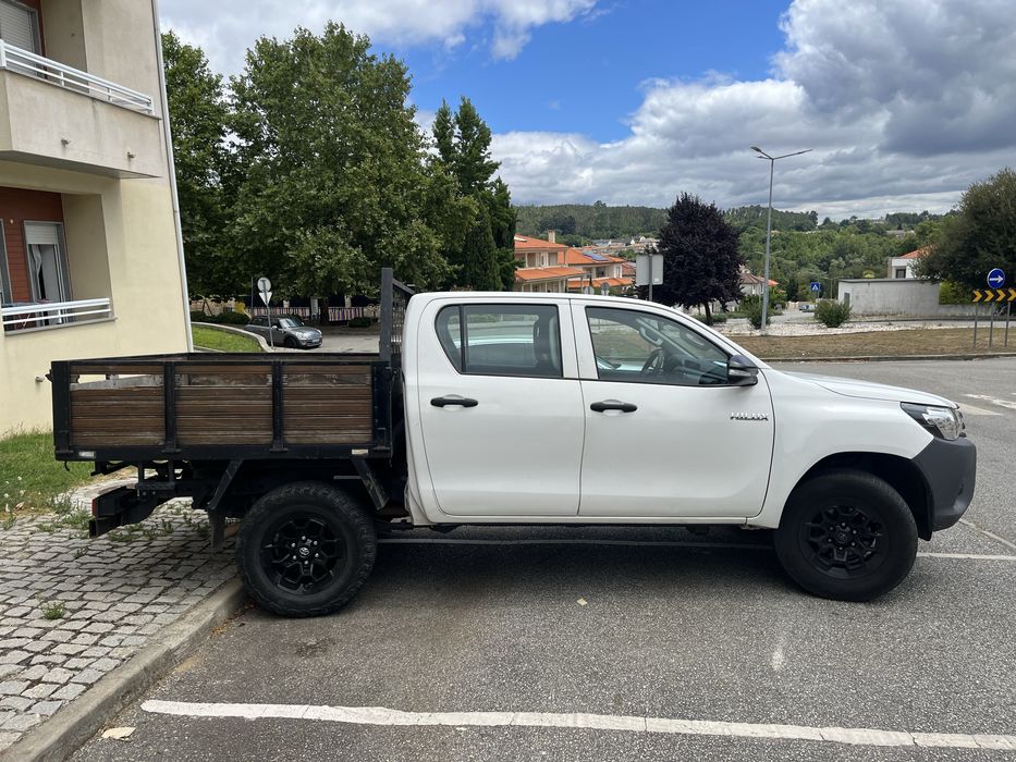 Toyota Hilux 4X2