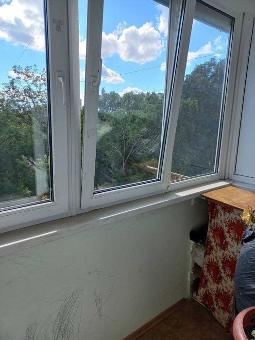 Продам однокомнатную квартиру в Теплодаре .